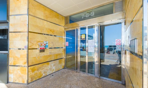 Resale - Apartment - Torrevieja - Playa de los Locos