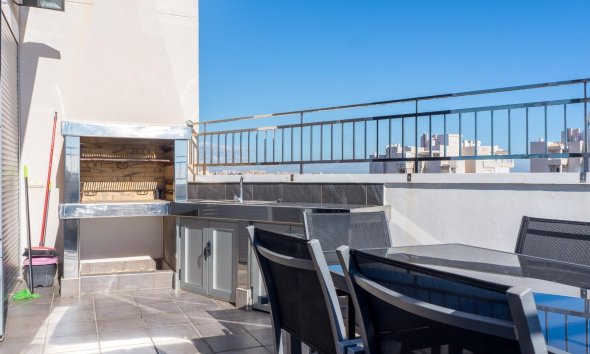 Resale - Apartment - Torrevieja - Estacion de autobuses