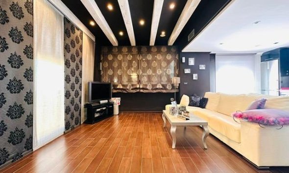 Resale - Apartment - Torrevieja - Estacion de autobuses