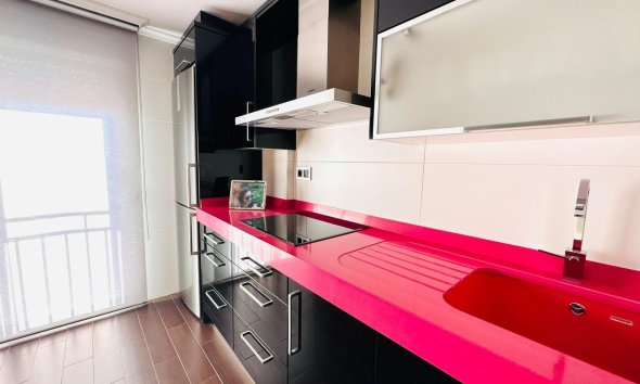 Resale - Apartment - Torrevieja - Estacion de autobuses
