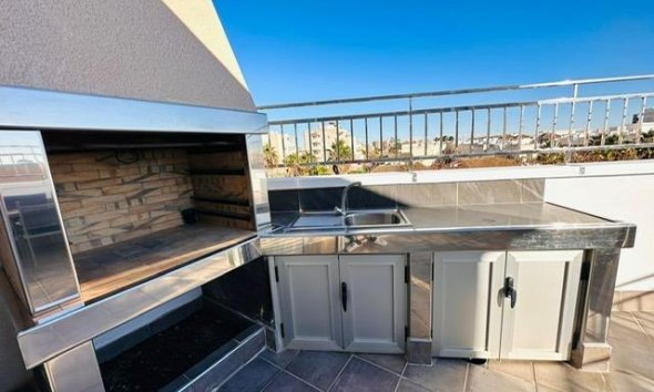 Resale - Apartment - Torrevieja - Estacion de autobuses