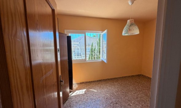 Resale - Villa - Torrevieja - Los Balcones