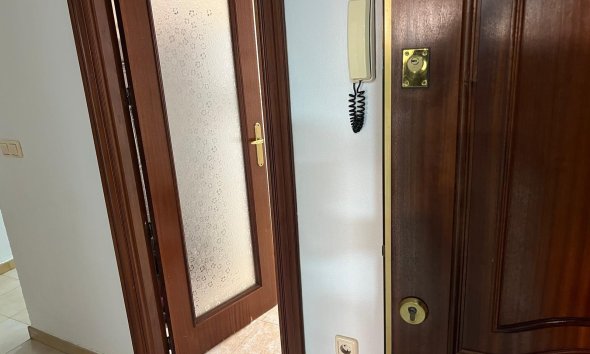 Resale - Apartment - Torrevieja - Playa del Cura