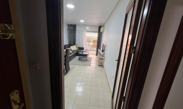 Resale - Apartment - Torrevieja - Playa del Cura