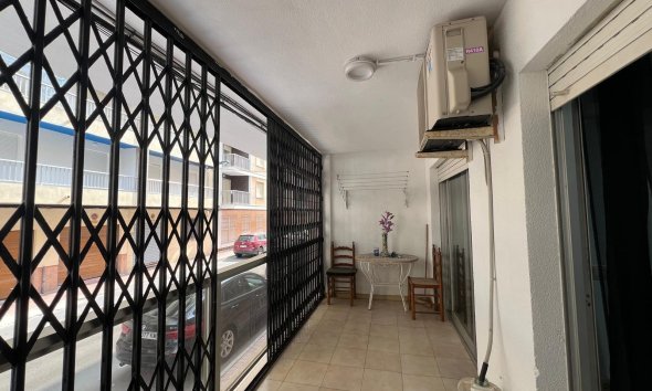 Resale - Apartment - Torrevieja - Playa del Cura