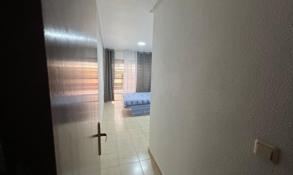 Resale - Apartment - Torrevieja - Playa del Cura