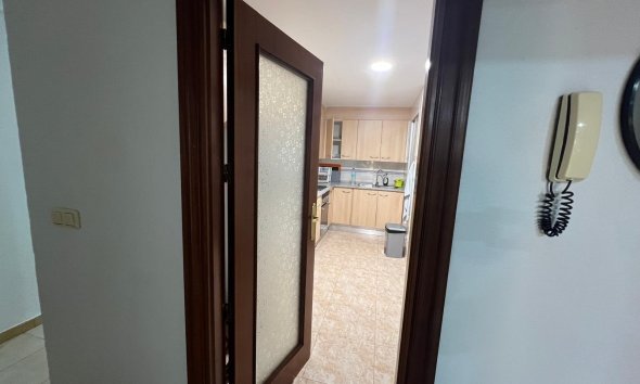 Resale - Apartment - Torrevieja - Playa del Cura