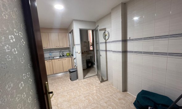 Resale - Apartment - Torrevieja - Playa del Cura