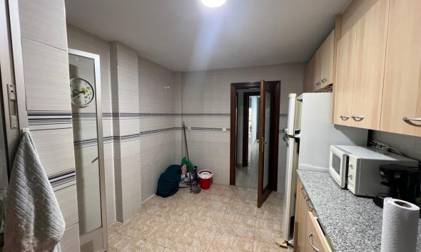 Resale - Apartment - Torrevieja - Playa del Cura