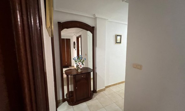 Resale - Apartment - Torrevieja - Playa del Cura