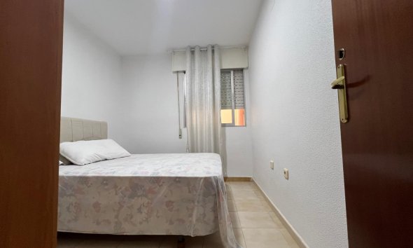 Resale - Apartment - Torrevieja - Playa del Cura