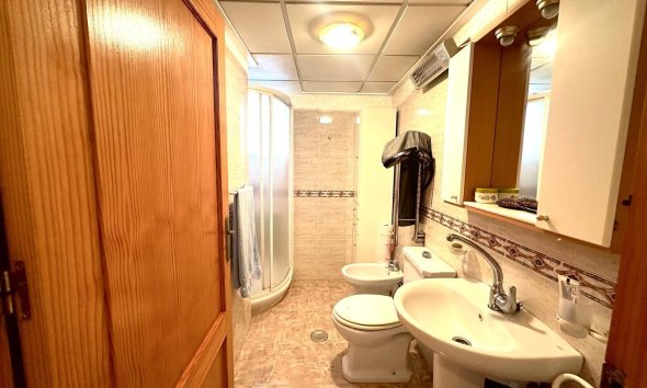 Resale - Apartment - Torrevieja - Playa del Cura