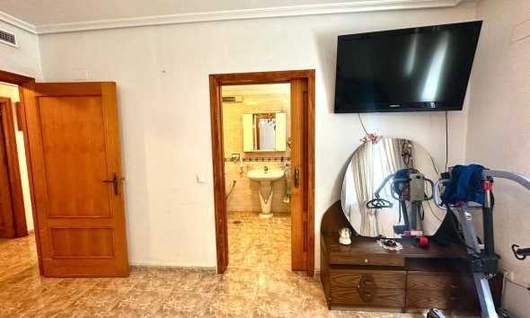 Resale - Apartment - Torrevieja - Playa del Cura