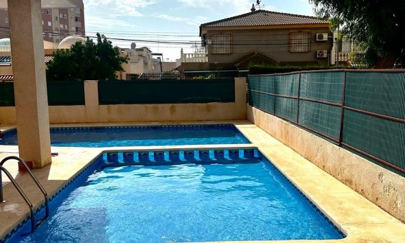 Resale - Apartment - Torrevieja - Playa del Cura