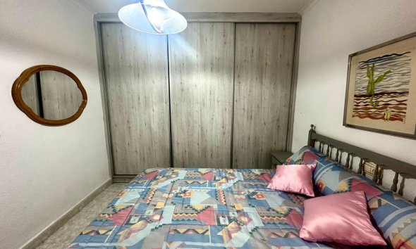 Resale - Apartment - Torrevieja - Centro