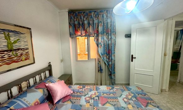 Resale - Apartment - Torrevieja - Centro