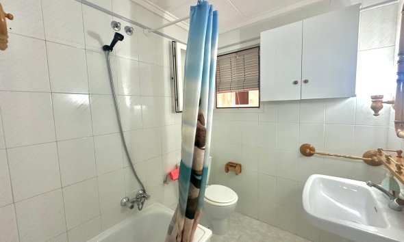 Resale - Apartment - Torrevieja - Centro