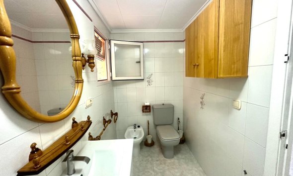 Resale - Apartment - Torrevieja - Centro