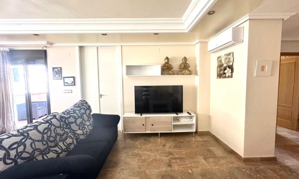 Resale - Apartament / Duplex - Torrevieja