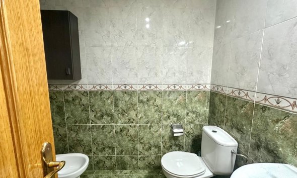 Resale - Apartament / Duplex - Torrevieja
