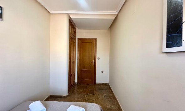 Resale - Apartament / Duplex - Torrevieja