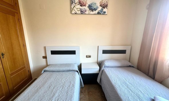 Resale - Apartament / Duplex - Torrevieja