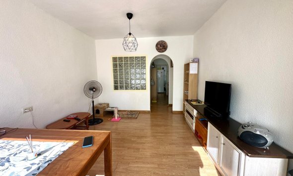 Resale - Apartment - Torrevieja - Estacion de autobuses