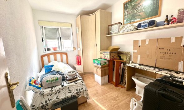 Resale - Apartment - Torrevieja - Estacion de autobuses