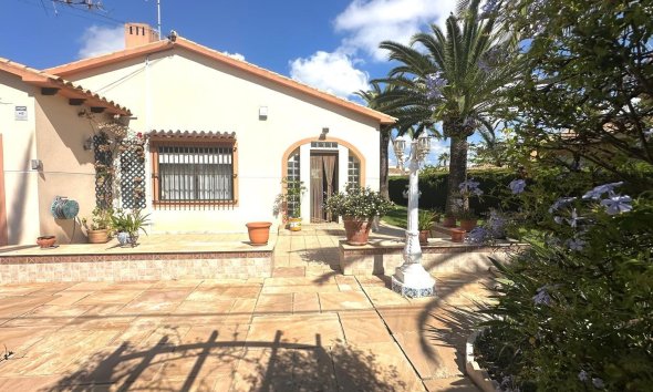 Resale - Villa - Orihuela Costa - Costa blanca