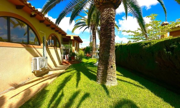 Resale - Villa - Orihuela Costa - Costa blanca