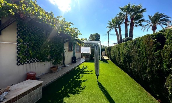 Resale - Villa - Orihuela Costa - Costa blanca