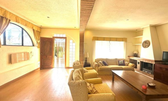 Resale - Villa - Orihuela Costa - Costa blanca