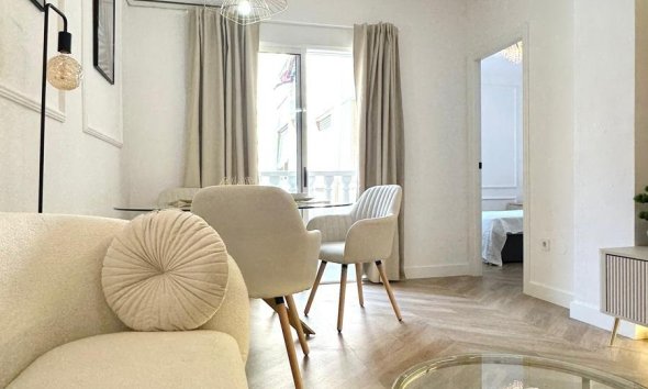 Rynek Wtórny - Apartament - Torrevieja - Centro