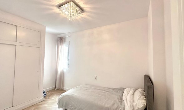 Rynek Wtórny - Apartament - Torrevieja - Centro