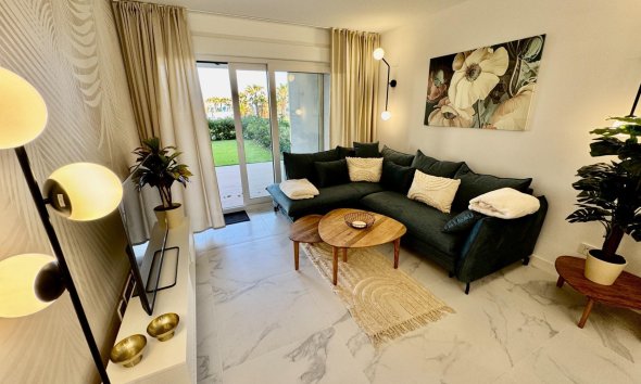 Resale - Apartment - Torrevieja - Punta Prima