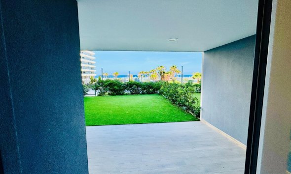 Resale - Apartment - Torrevieja - Punta Prima