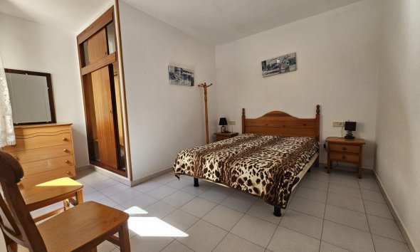 Resale - Apartment - Torrevieja - Centro