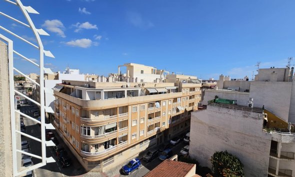 Resale - Apartment - Torrevieja - Centro