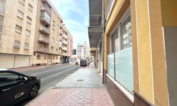 Resale - Apartment - Torrevieja - Playa del Cura