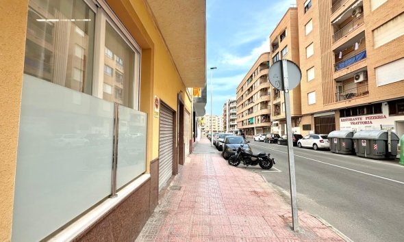 Resale - Apartment - Torrevieja - Playa del Cura