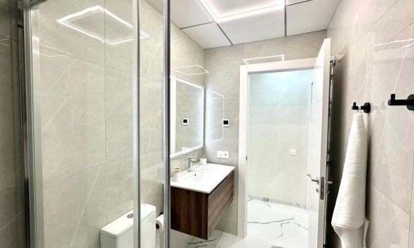 Resale - Apartment - Torrevieja - Playa del Cura