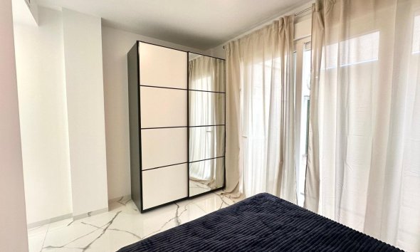 Resale - Apartment - Torrevieja - Playa del Cura