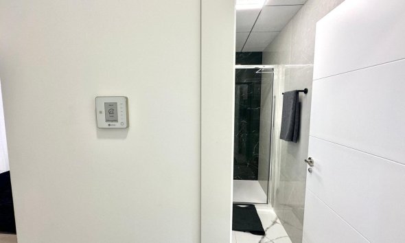 Resale - Apartment - Torrevieja - Playa del Cura
