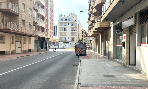 Resale - Apartment - Torrevieja - Playa del Cura