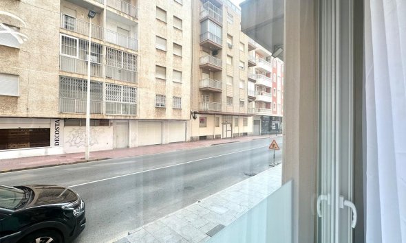 Resale - Apartment - Torrevieja - Playa del Cura