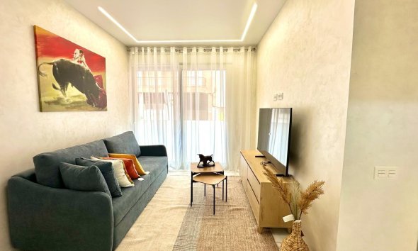 Resale - Apartment - Torrevieja - Playa del Cura