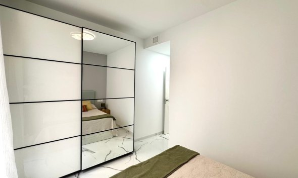 Resale - Apartment - Torrevieja - Playa del Cura