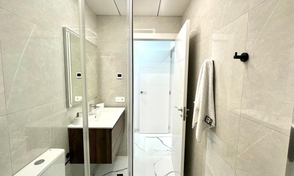 Resale - Apartment - Torrevieja - Playa del Cura