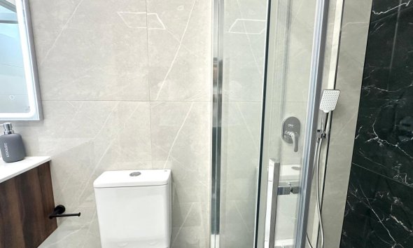Resale - Apartment - Torrevieja - Playa del Cura