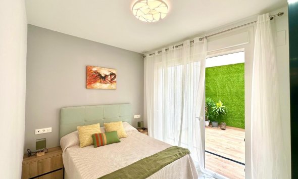 Resale - Apartment - Torrevieja - Playa del Cura